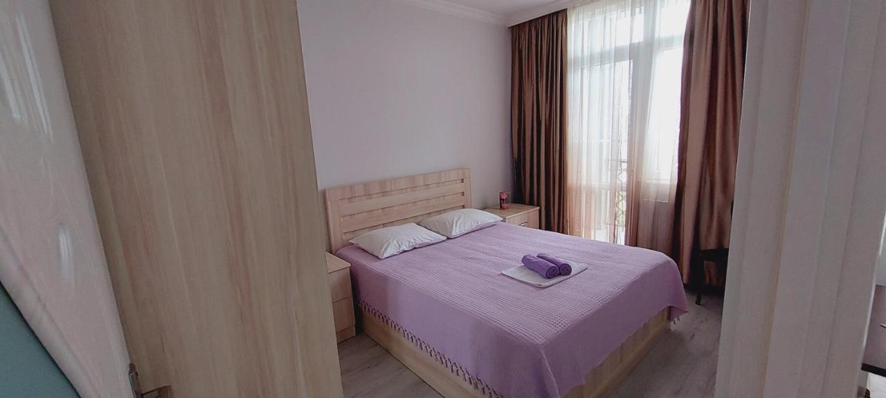 באטומי Irakli Sweet Home מראה חיצוני תמונה